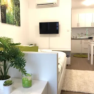  Apartment Luxury Central Studio Under The Castle Slowenien